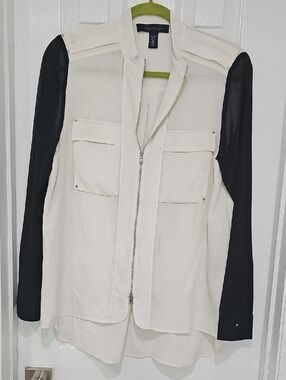 Kenneth Cole Cream and Black Zip-Front Two-Tone Tunic